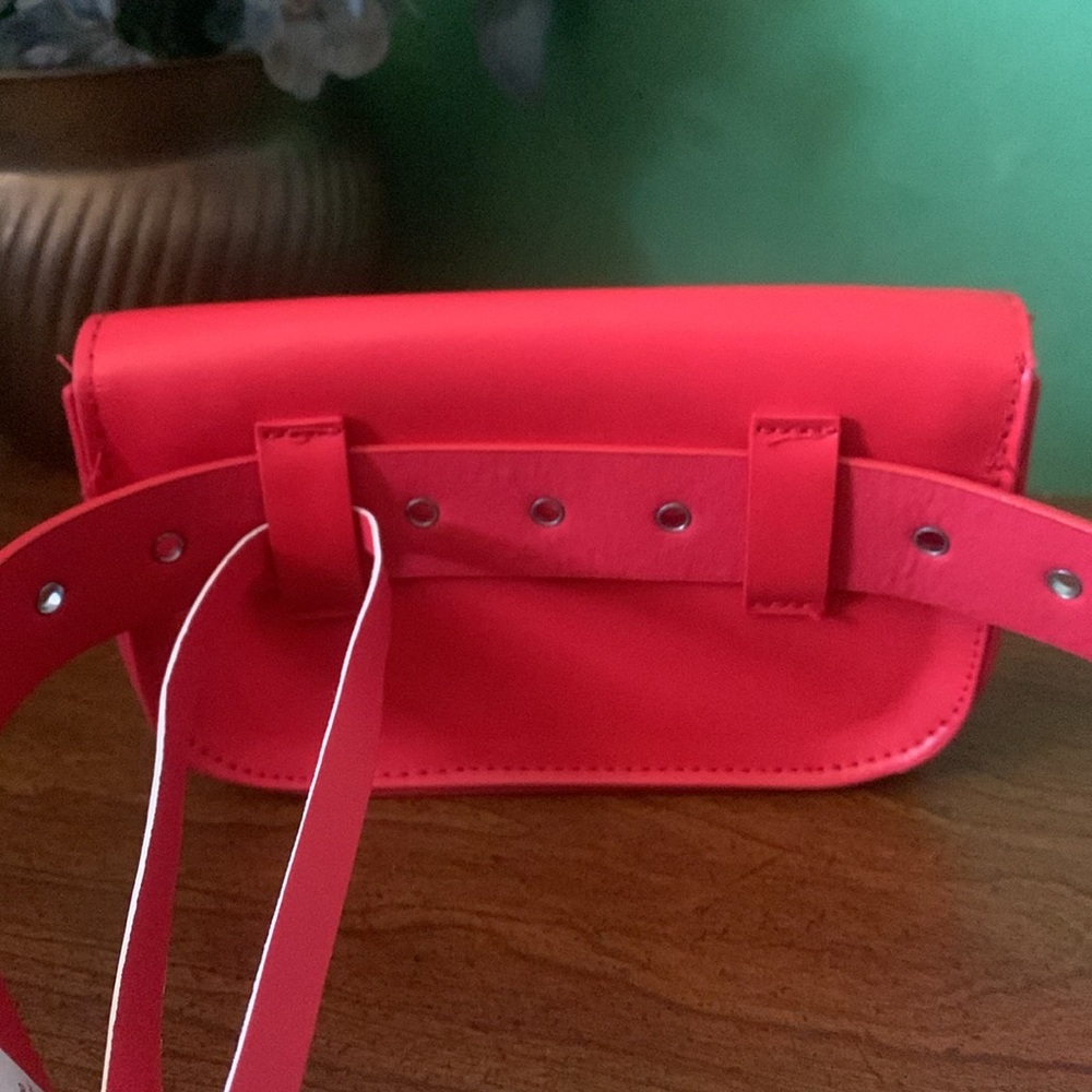 NWT BeBe Red Studded Fanny Bag - Picture 8 of 8